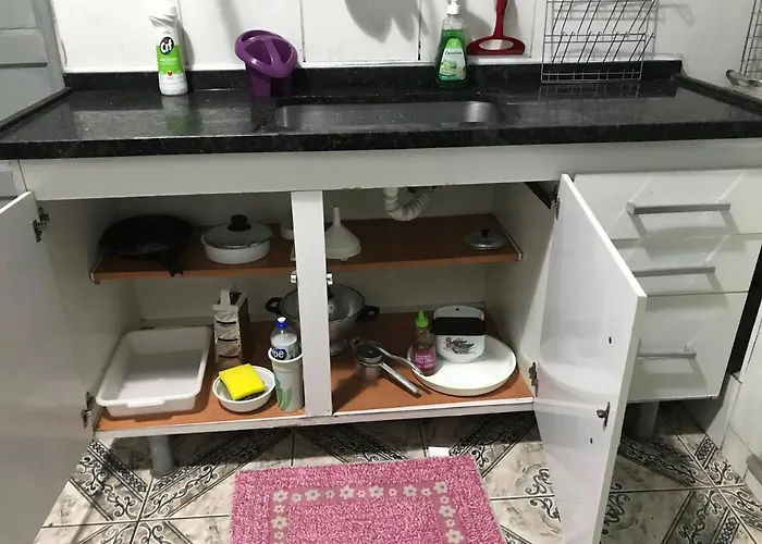 Noites tranquilas,perto de tudo.